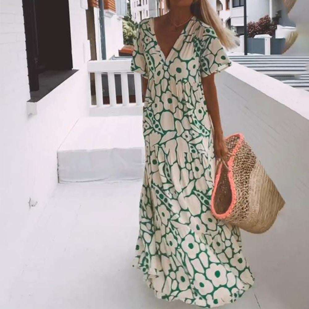 Juni | Ibiza Stil Klänning Med Bohemiskt Blomtryck