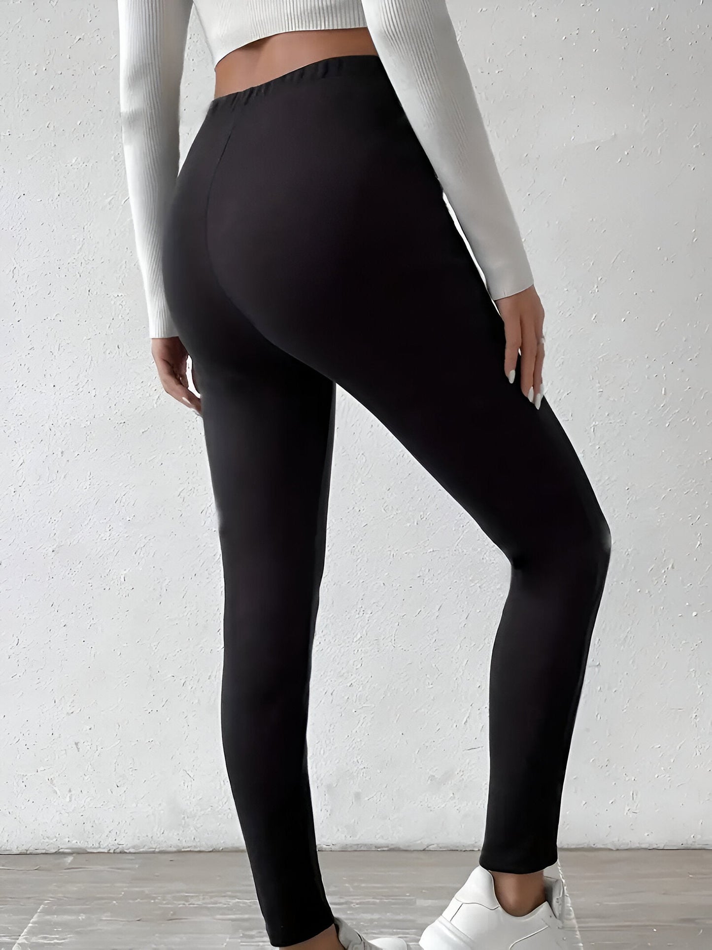 Fanny | Fleecefodrade, slimmade leggings med dragsko