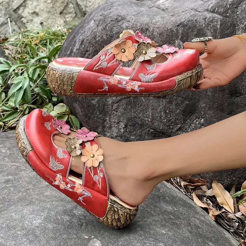 Clara | Retro Röda Blomsandaler Med Komfort Och Stil