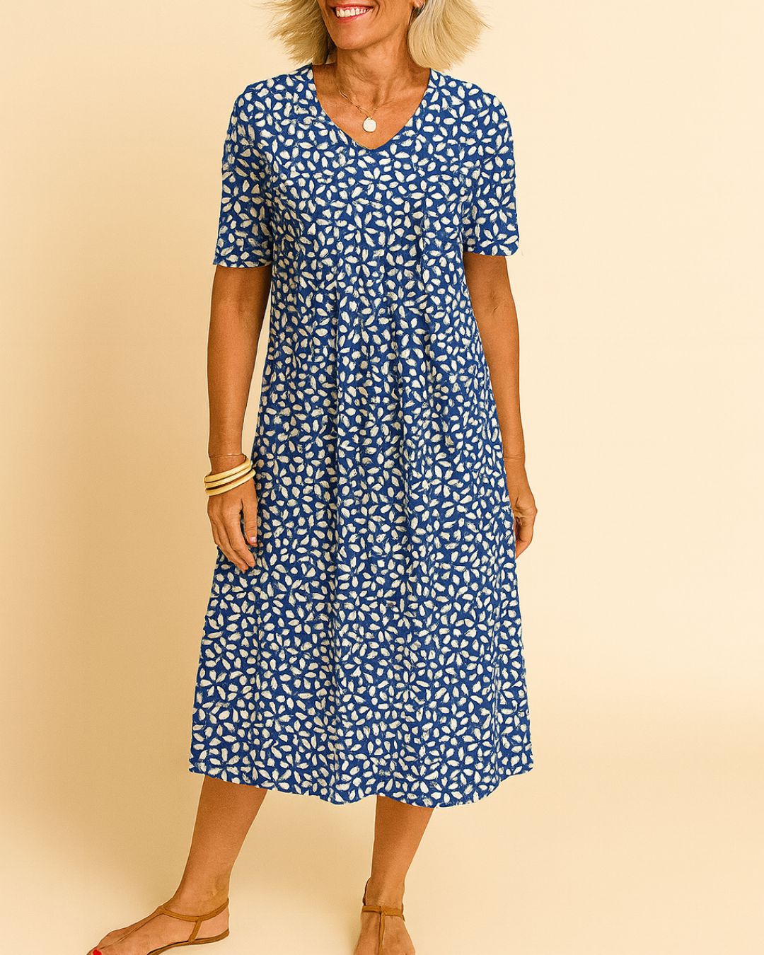 Alva | Stilfull Blommig Klänning Med Fickor