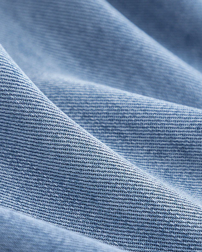 Viola | Trendig Denimjacka med Kamelton för En Modern Look