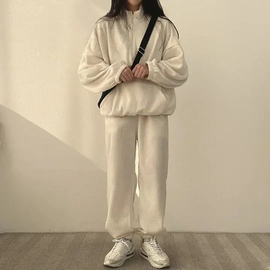 Dinah - Avslappnade sweatshirts och byxor