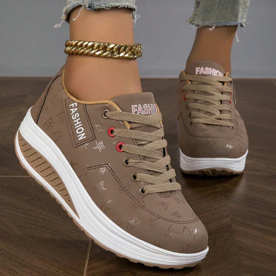 Lucinda - Wedge sneakers för kvinnor