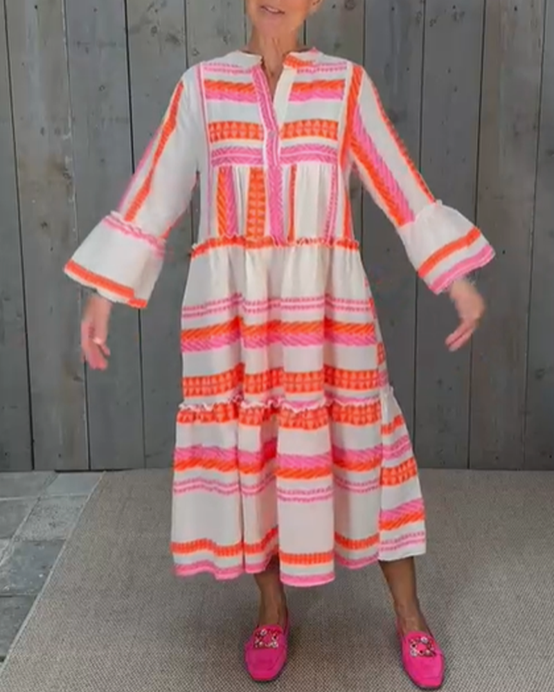 Livia | Lös Ledig Klänning Med Randigt Tryck