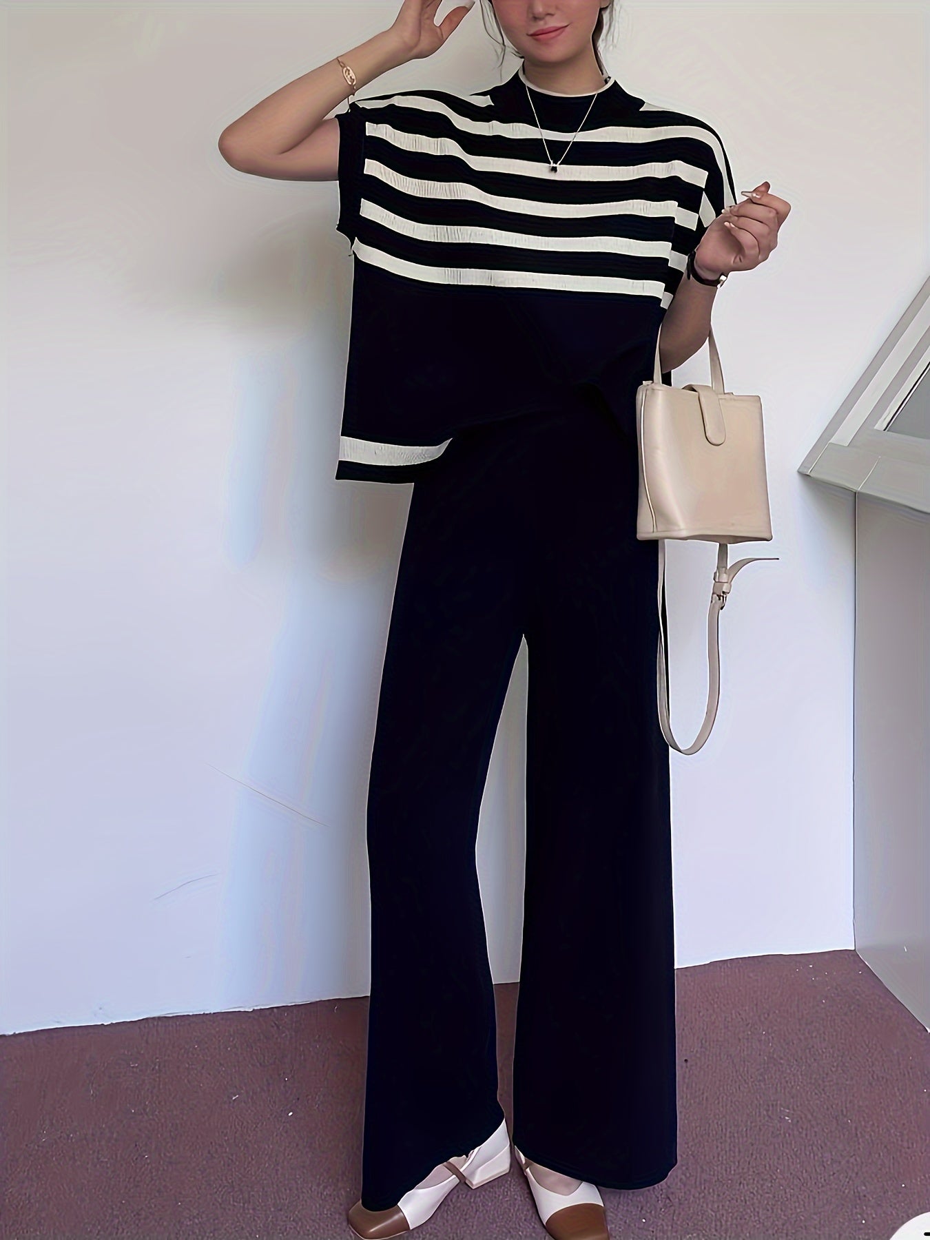 Nora | Retro randig byxdress med mockhals och outfit-set