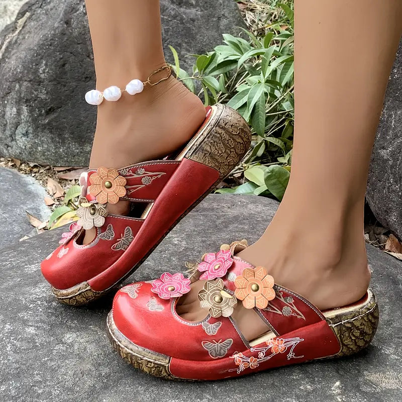 Clara | Retro Röda Blomsandaler Med Komfort Och Stil