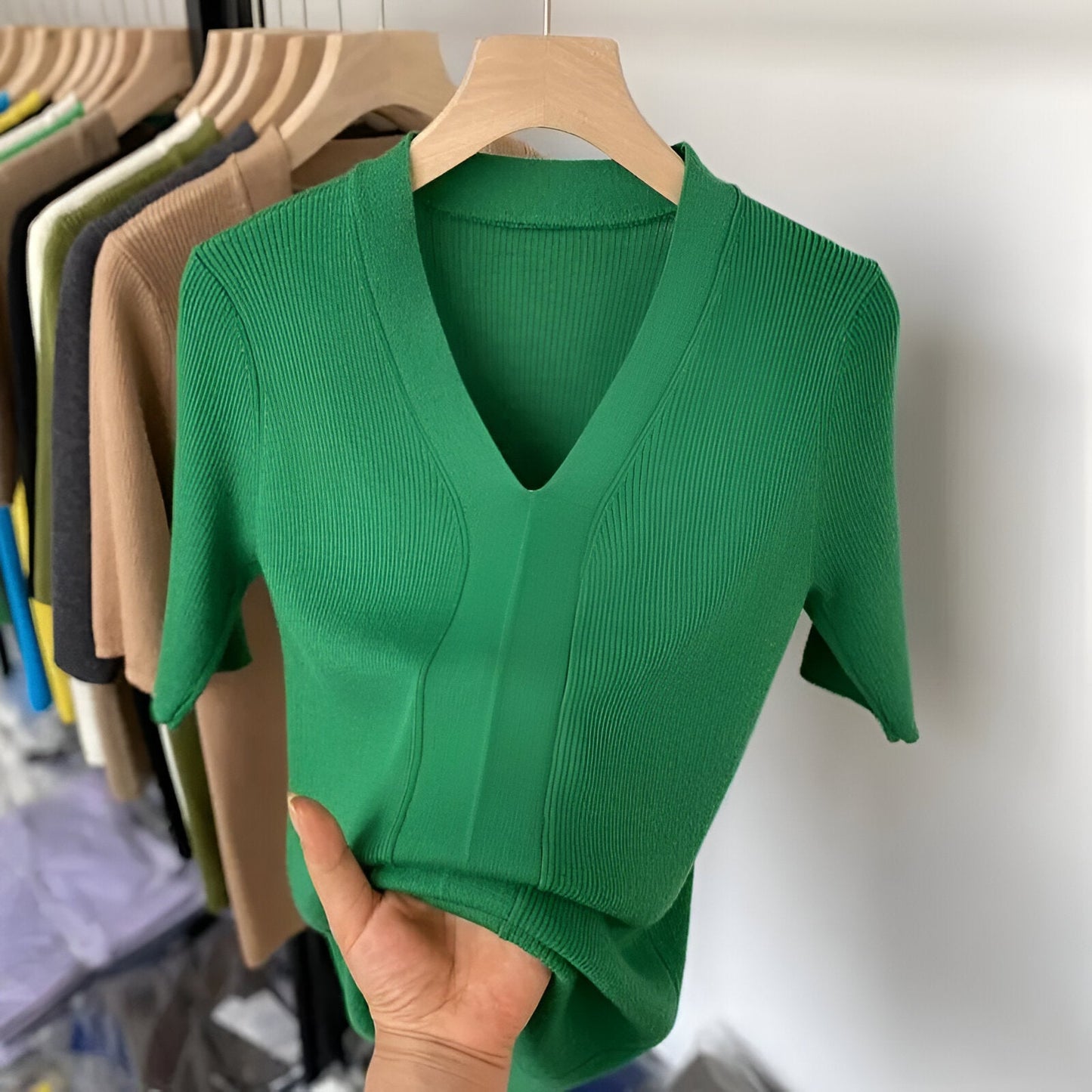 Wanda | Enkelt chic randig stickad tröja