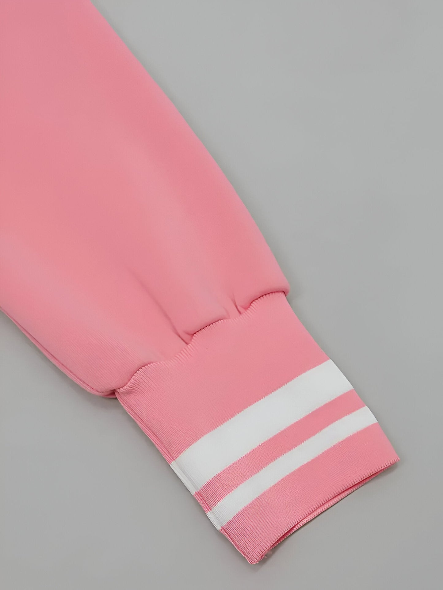 Carmen | Avslappnad huvjacka med dragkedja för höst och vinter