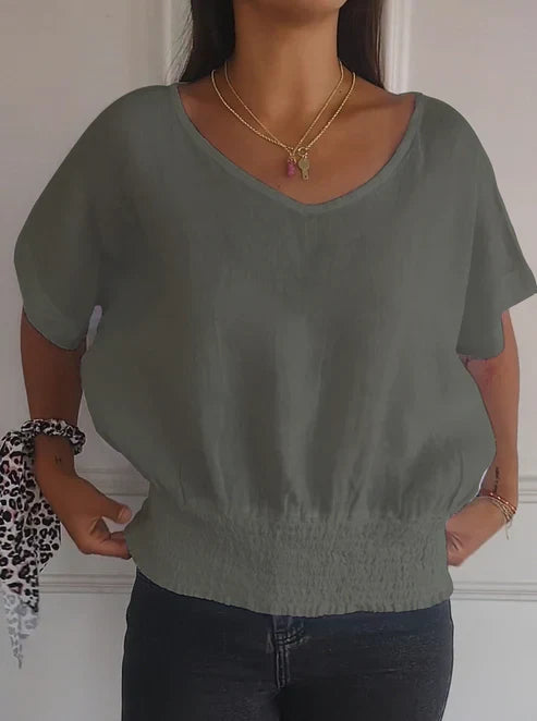 Belinda - T-shirt med V-ringning och halv ärm