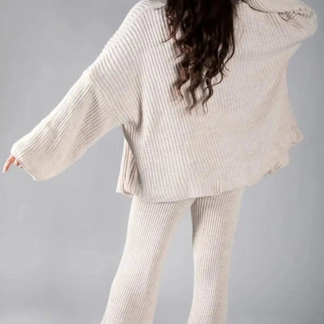 Isabelle | Trendigt stickat set med drop shoulder