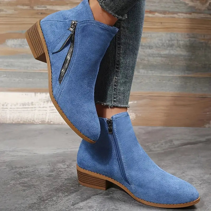 Cathy | Stilrena Mockaboots med Dragkedja och Klack
