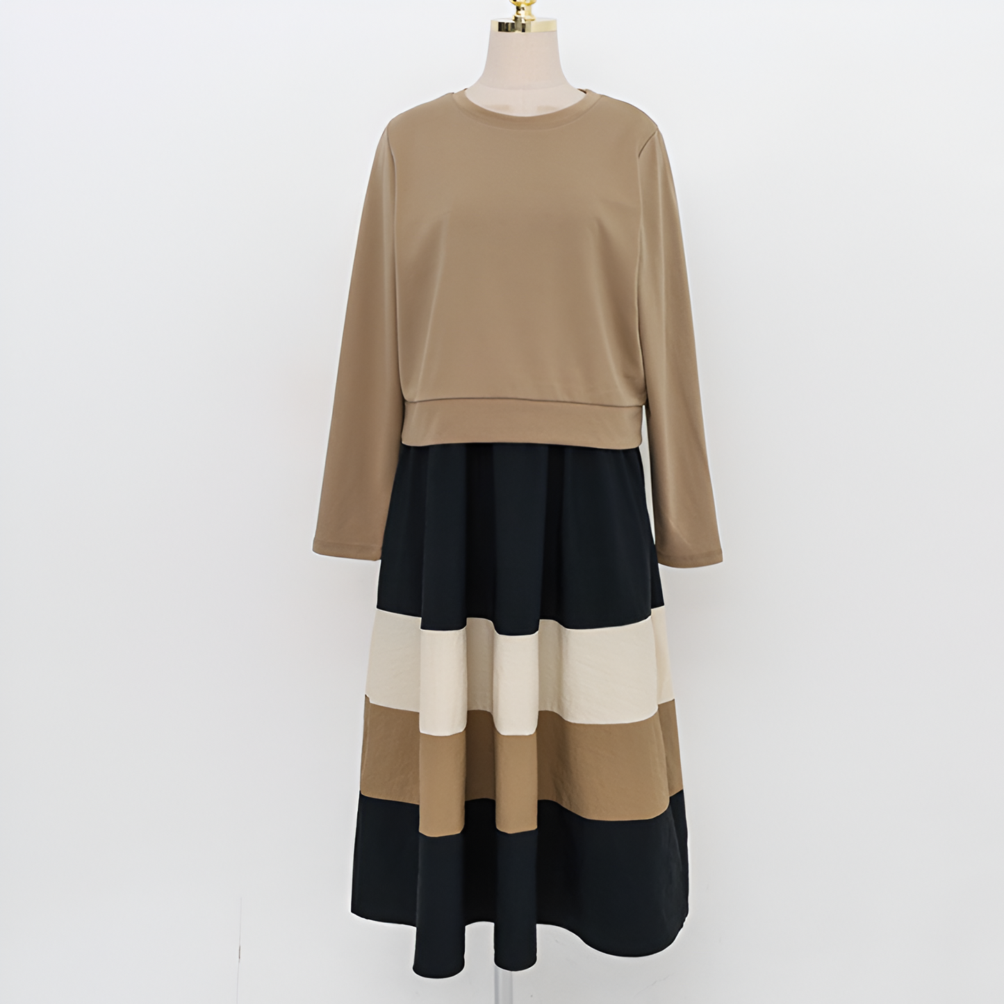 Anette | Komfortabel chic: koreanskinspirerad höstklänning