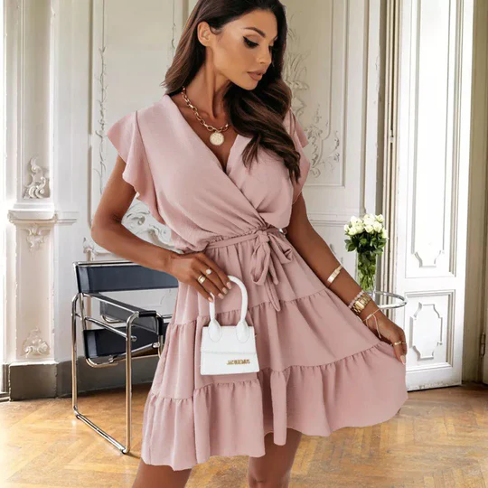 Aveline - Kortärmad A-linjeformad klänning