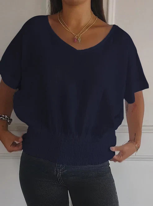 Belinda - T-shirt med V-ringning och halv ärm