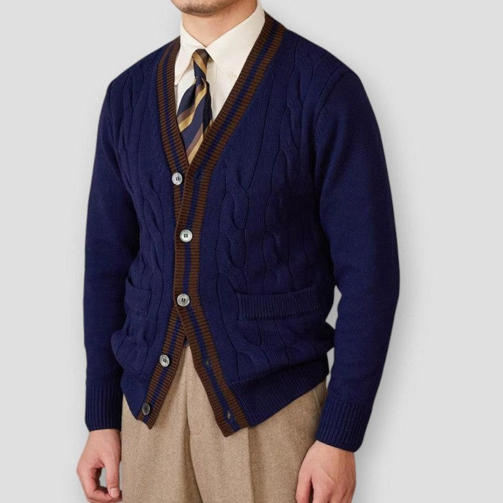Carl | Klassisk flätstickad cardigan med vintagecharm
