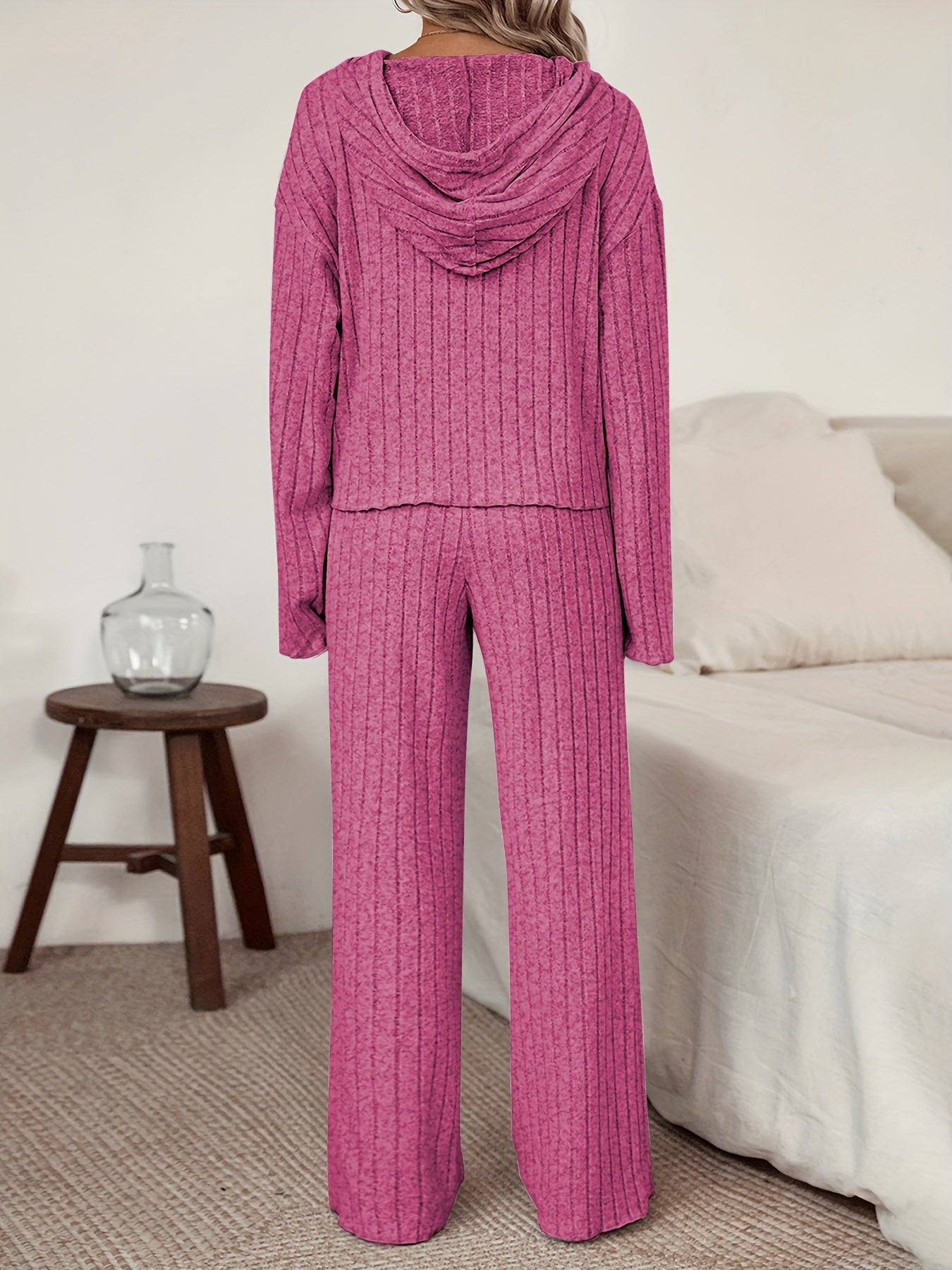 Chloe | Casual Stickad Hoodie & Raka Joggers