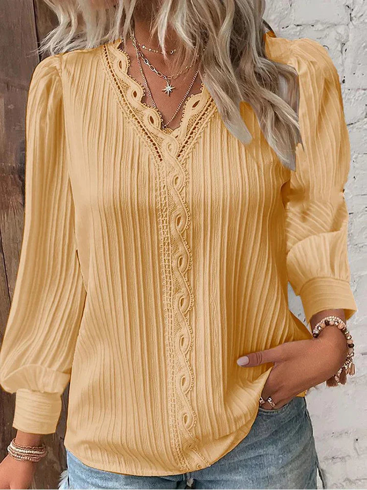 Sofia | Elegant Blus med Spetsdetaljer i Chiffong