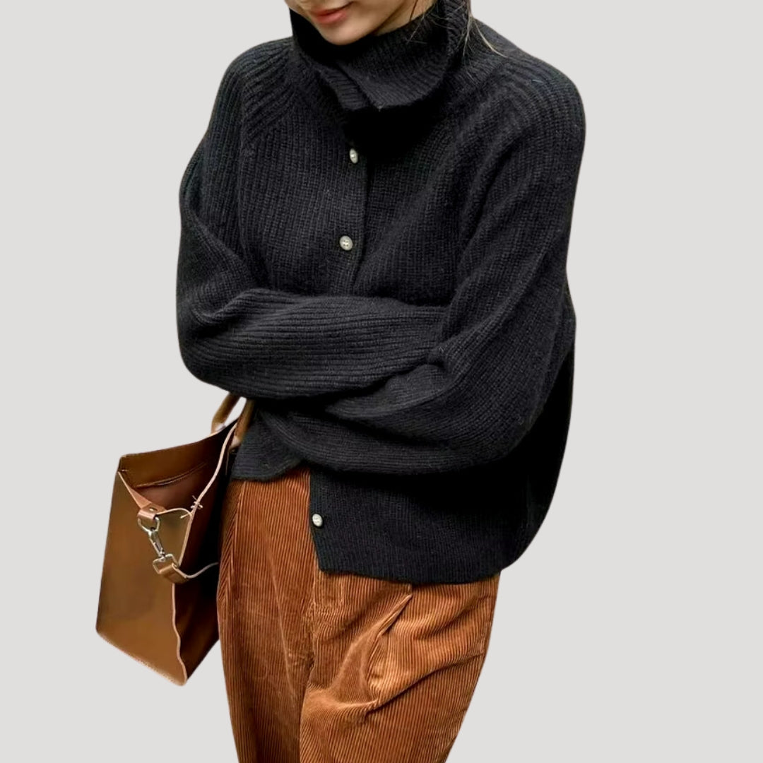 Saga | Chunky Stickad Kofta Med Knappar För Vinter