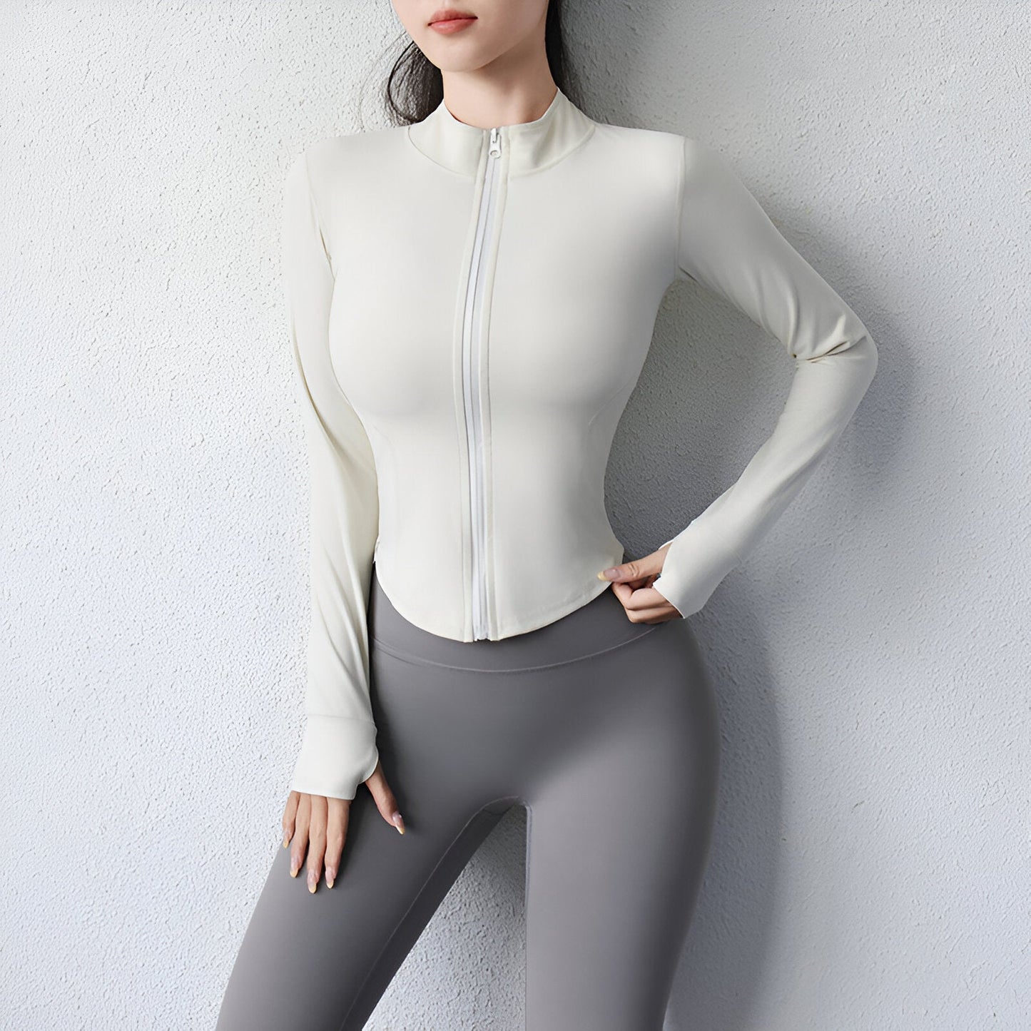 Ines | Slimmad och snygg sportjacka