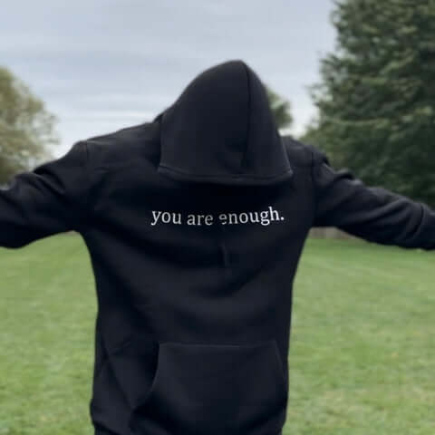 Lars | Inspirerande Unisex Hoodie med Positivt Budskap
