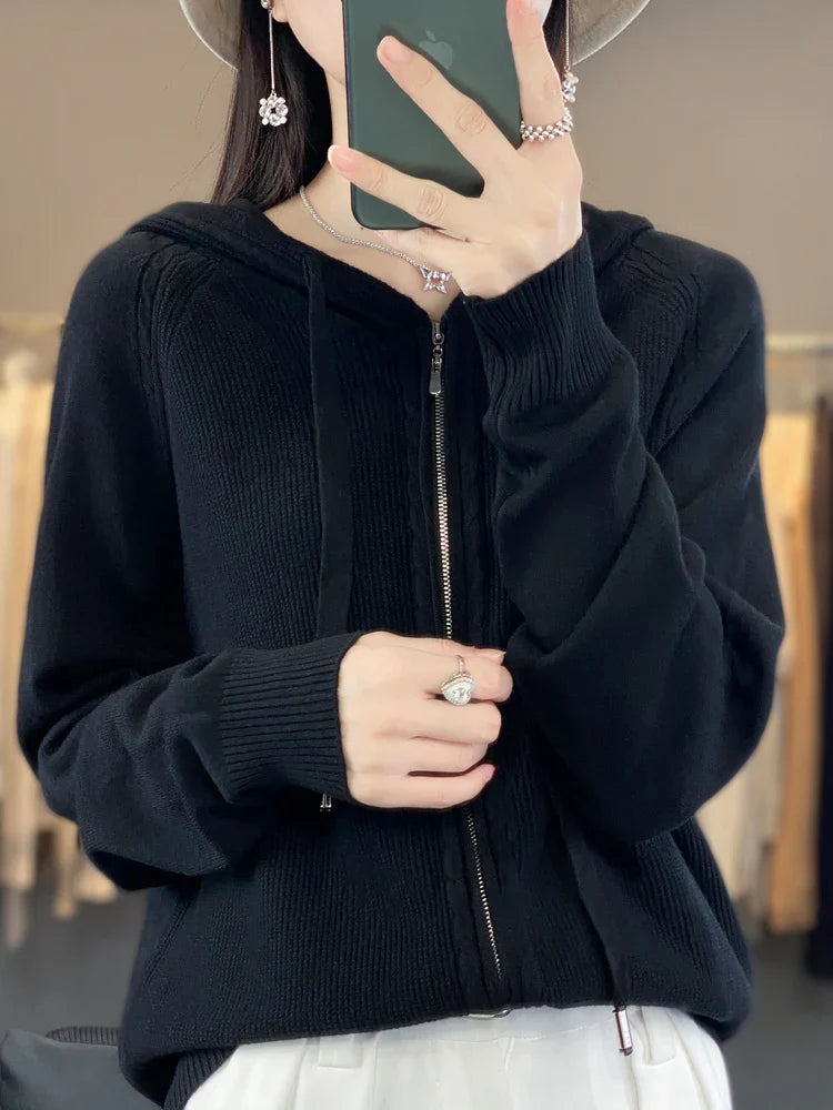 Aleka | Lyxig kofta med huva