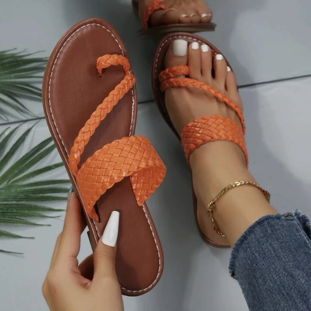 Mujer - Tunna smala remmar, platta slides