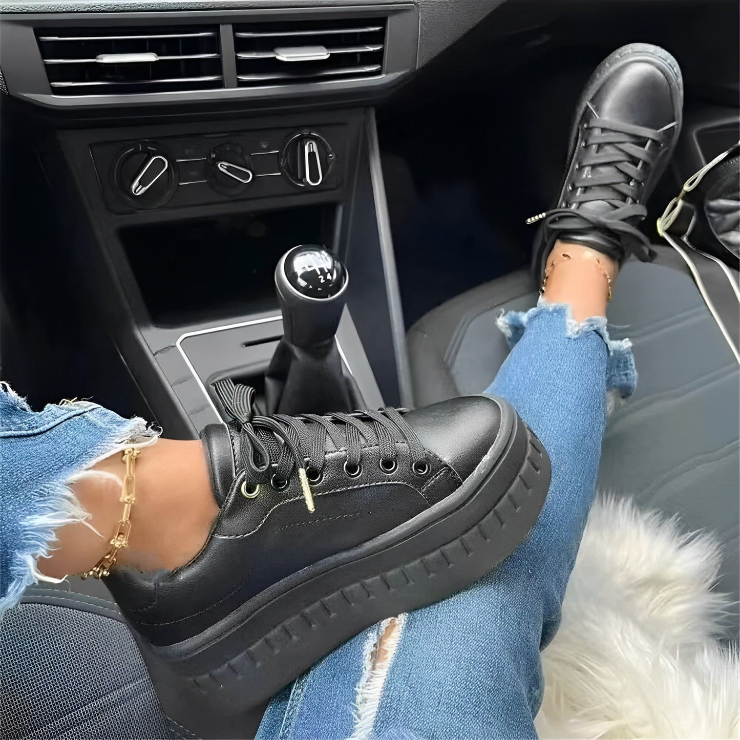 Kyan | Trendiga sneakers med hög sula