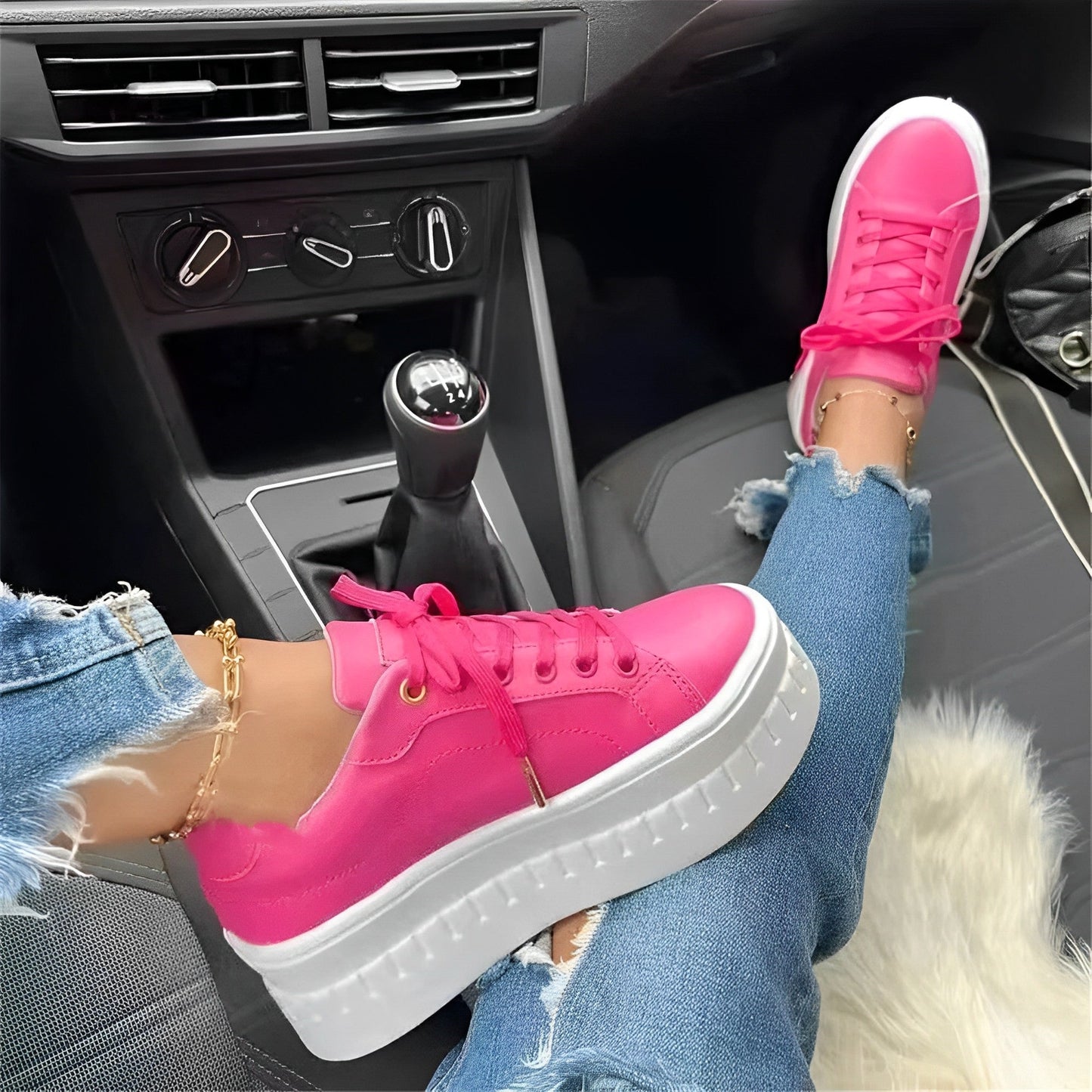 Kyan | Trendiga sneakers med hög sula