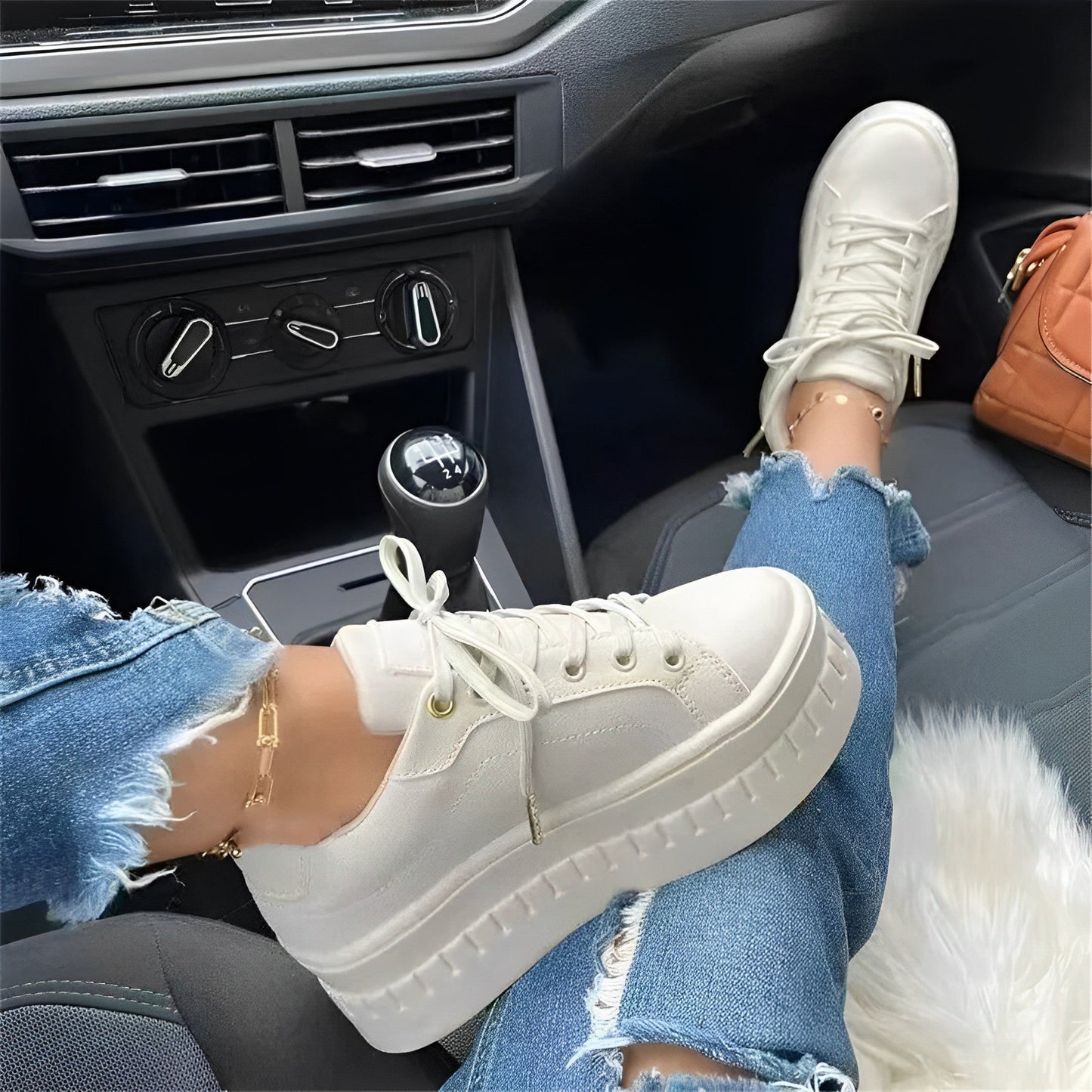 Kyan | Trendiga sneakers med hög sula