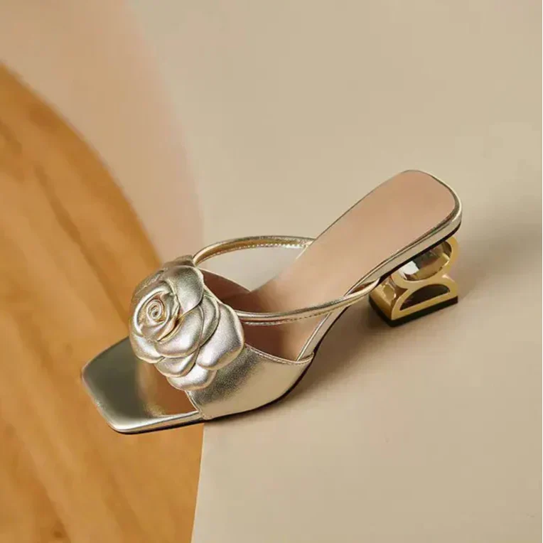 Felicia | Blommiga Sandaler