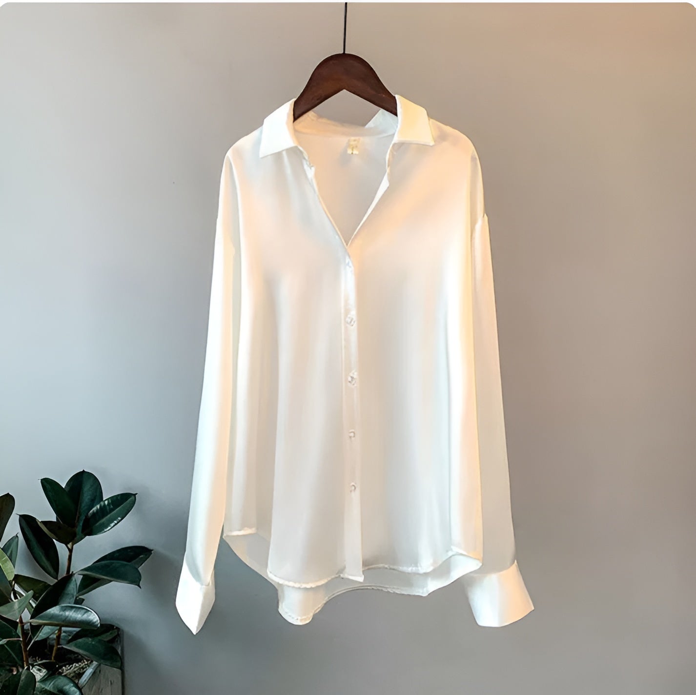 Elsa | Elegant och luftig damblus