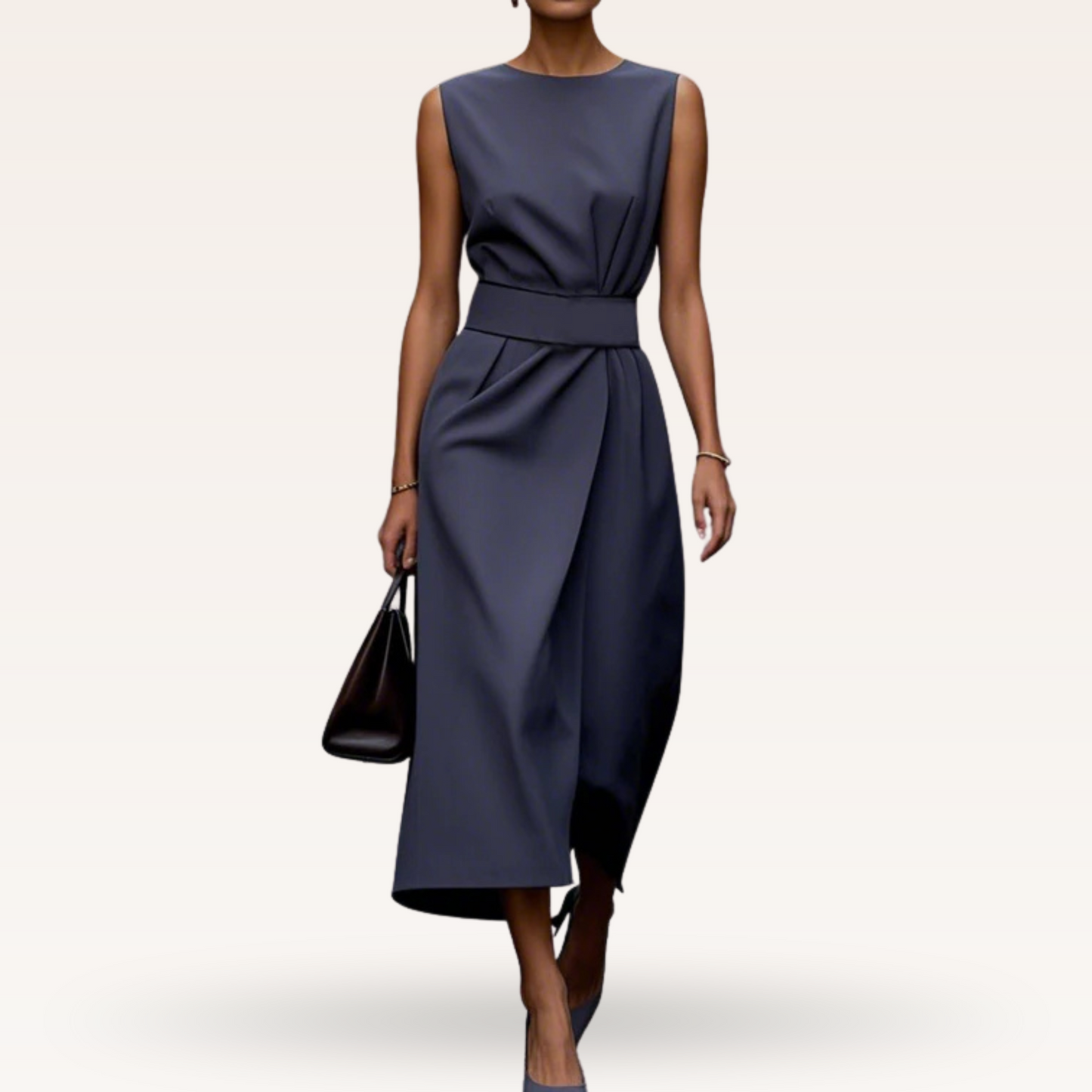 Elvira | Luftig Klänning Med Feminina Detaljer