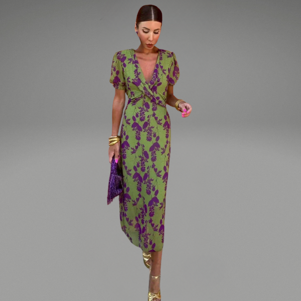 Rhiannon | Somrig Elegans I Varje Steg