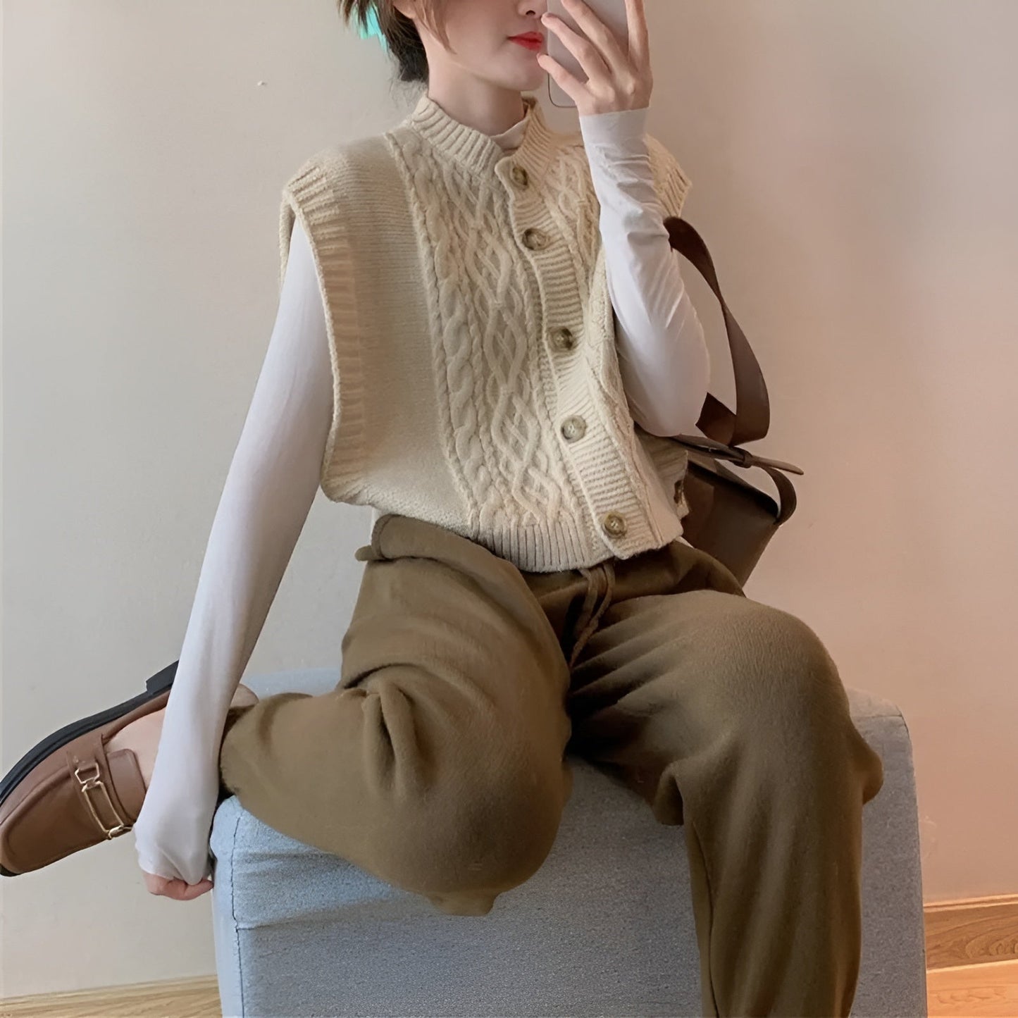 Alice | Trendig Stickad Väst för Modern Stil