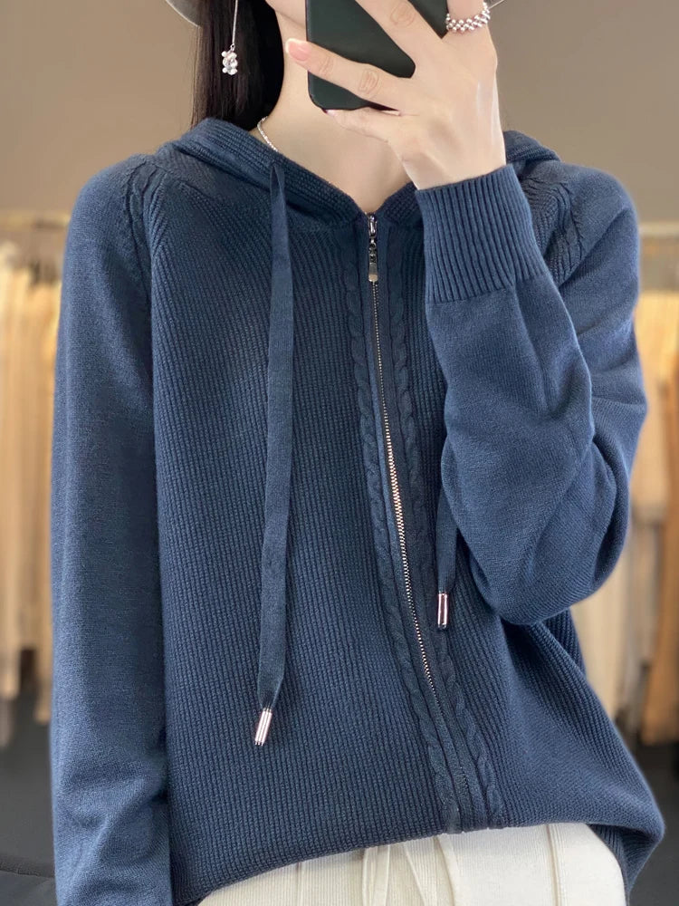 Aleka | Lyxig kofta med huva