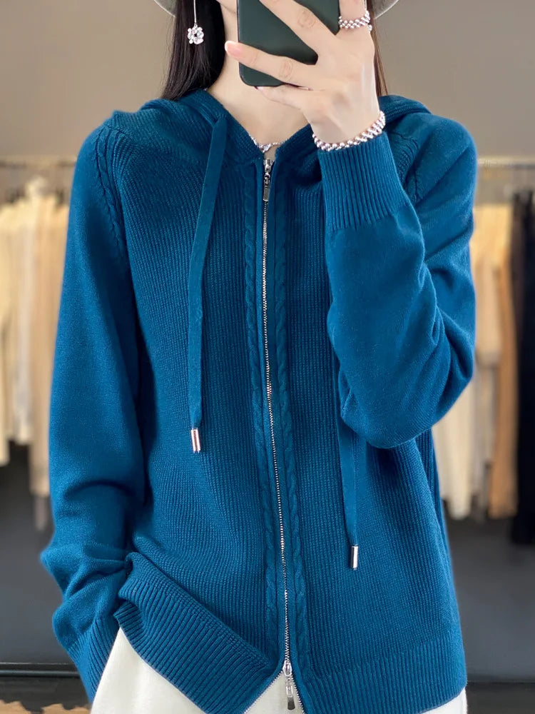 Aleka | Lyxig kofta med huva