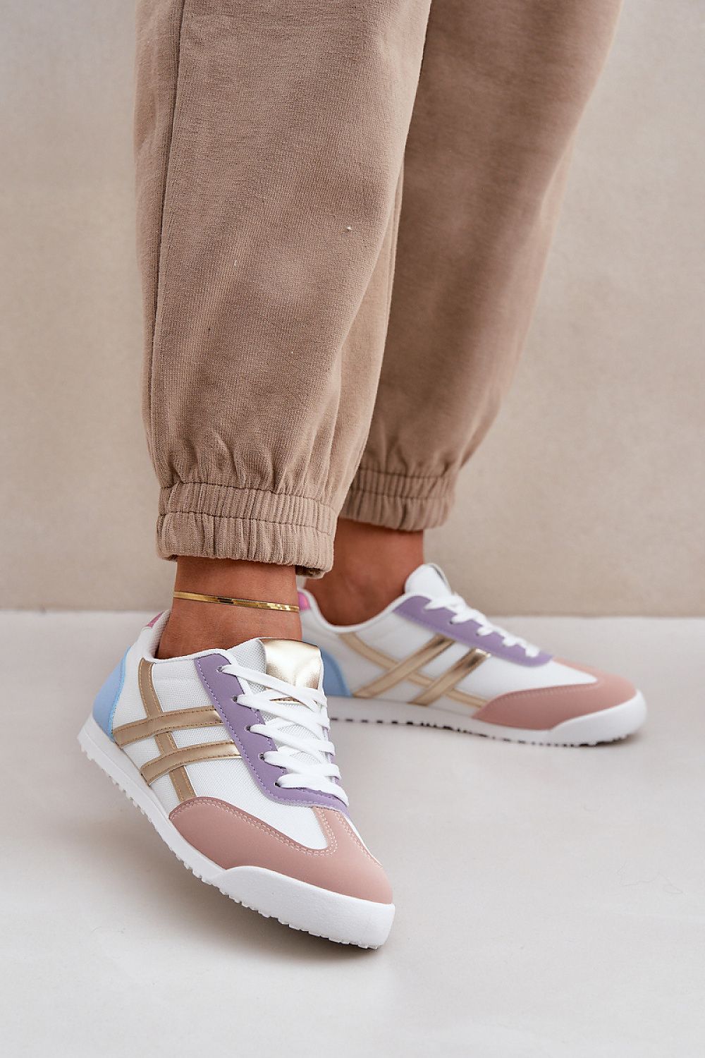 Mariana | låga sneakers i mesh och eco-läder