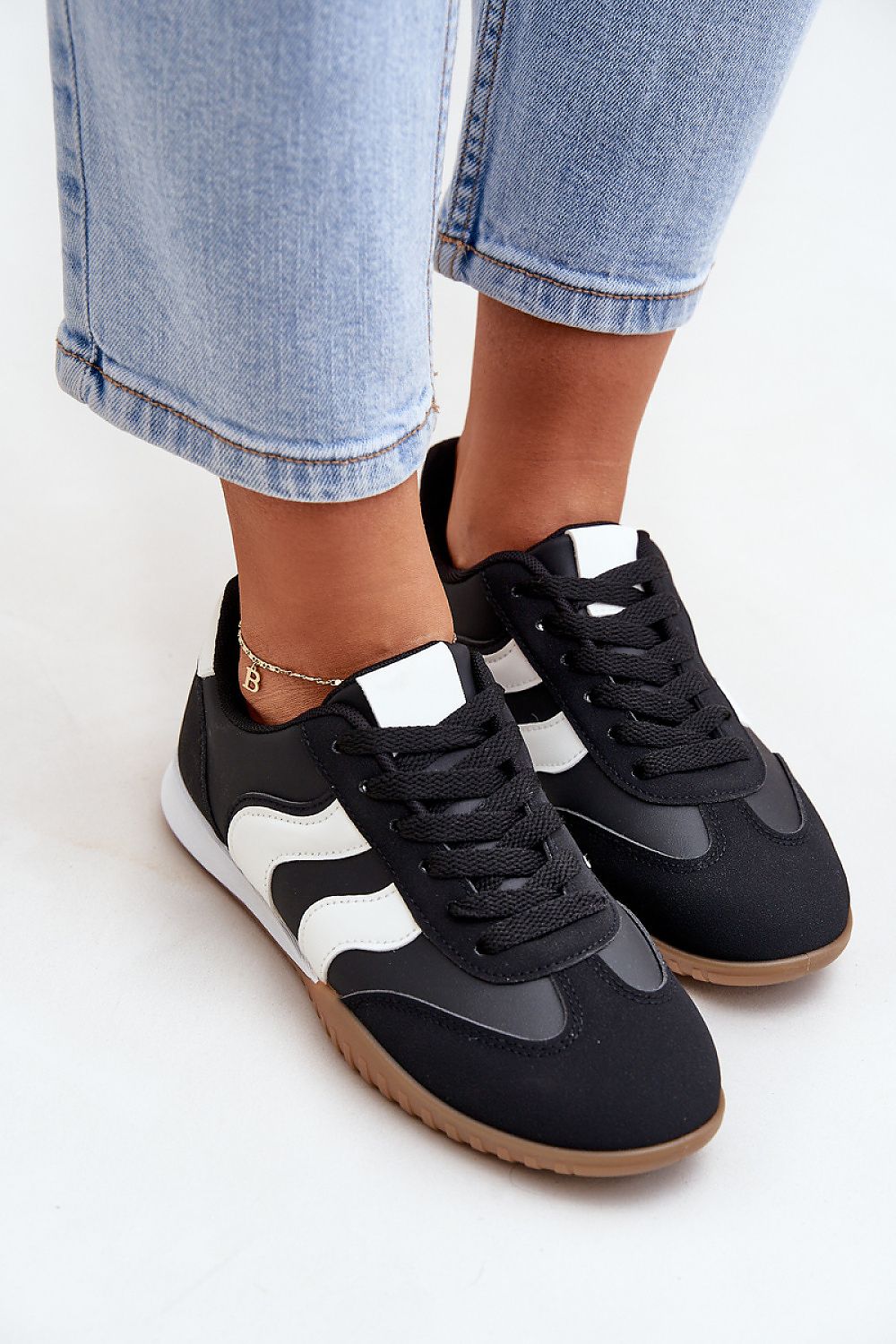 Clara | låga sneakers i eco-läder