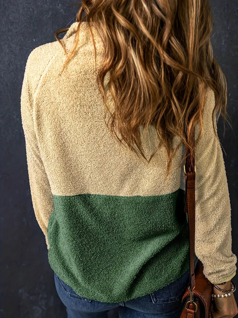 Niko | Mysig teddyjacka i färgblockdesign