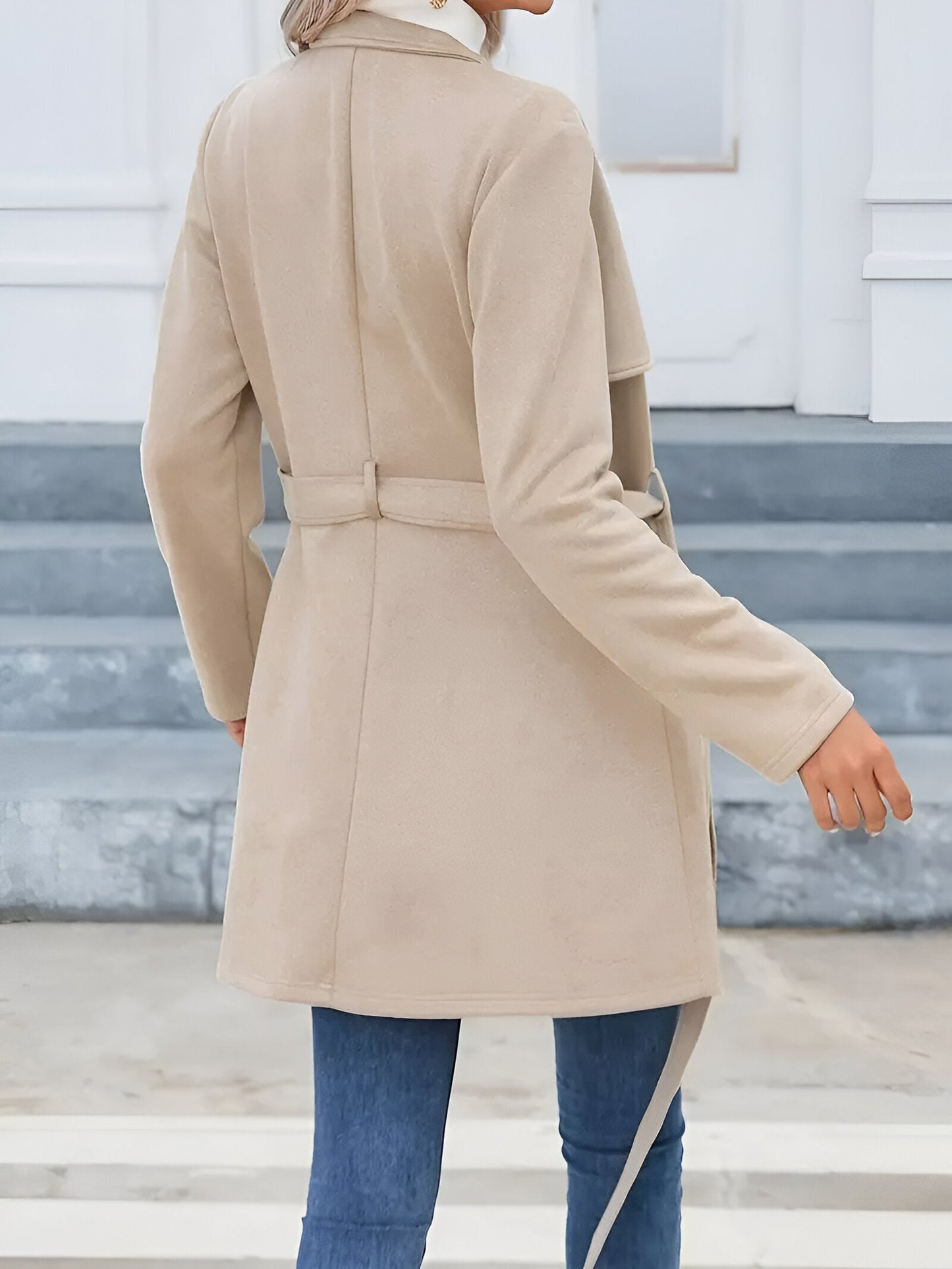 Irma | Kappa med uppstående krage och dragkedja med bälte