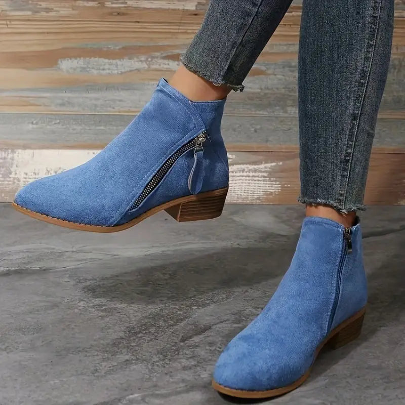 Cathy | Stilrena Mockaboots med Dragkedja och Klack