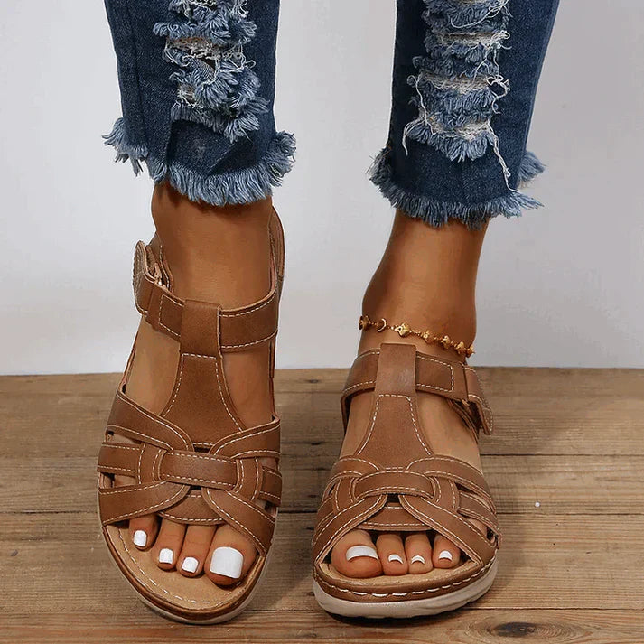 Leona | Vintage Läder Sandaler För Stil Och Komfort