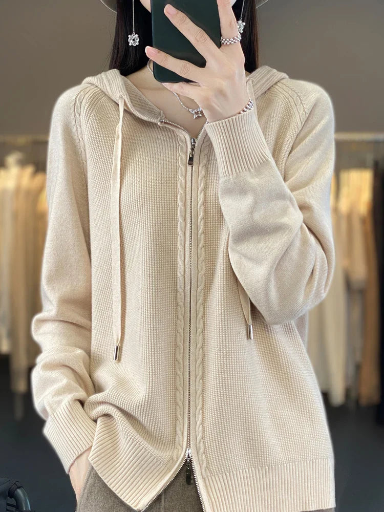 Aleka | Lyxig kofta med huva