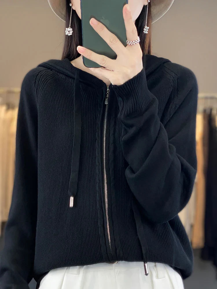 Aleka | Lyxig kofta med huva