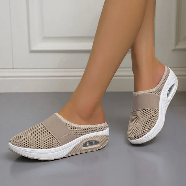 Rian - Ortopediska sandaler kilklackar