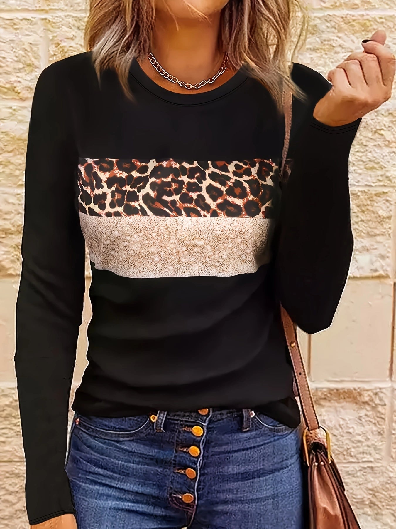 Emmi |Den eleganta långärmade skjortan med leopardmönster