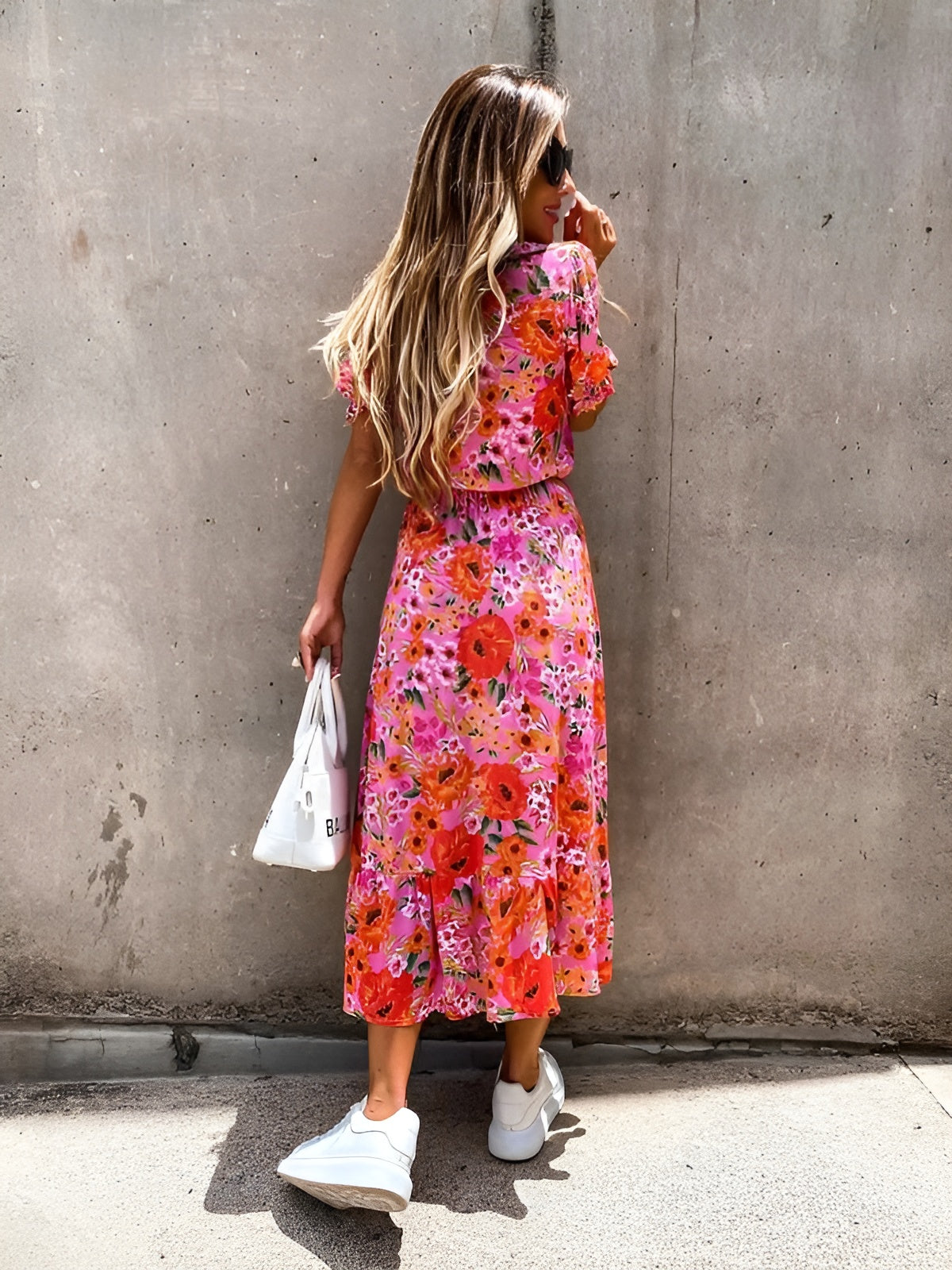 Alida | Blommig klänning med romantisk elegans