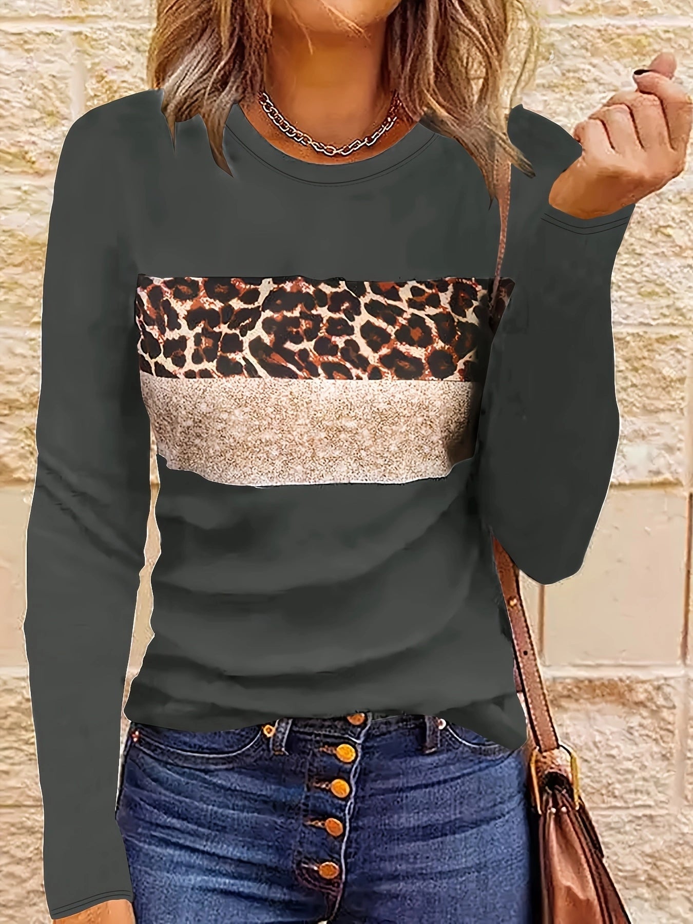 Emmi |Den eleganta långärmade skjortan med leopardmönster