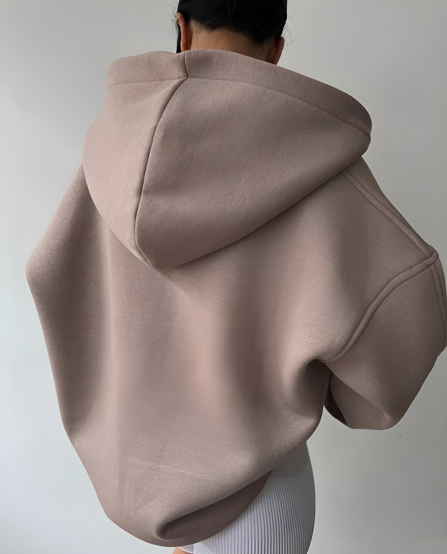 Aleyna | Stilig Hoodie – Modern Design och Ultimat Komfort