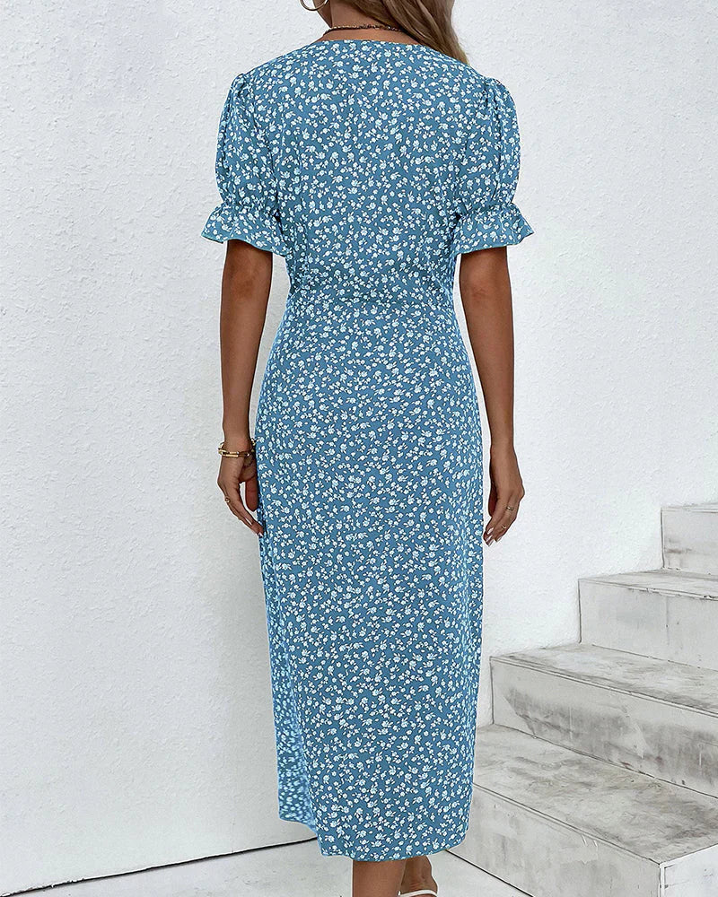 Evy | Tidlös Elegans Med En Förtrollande Blommig Design